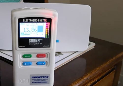 Cornet ED88T Plus electrosmog meter
